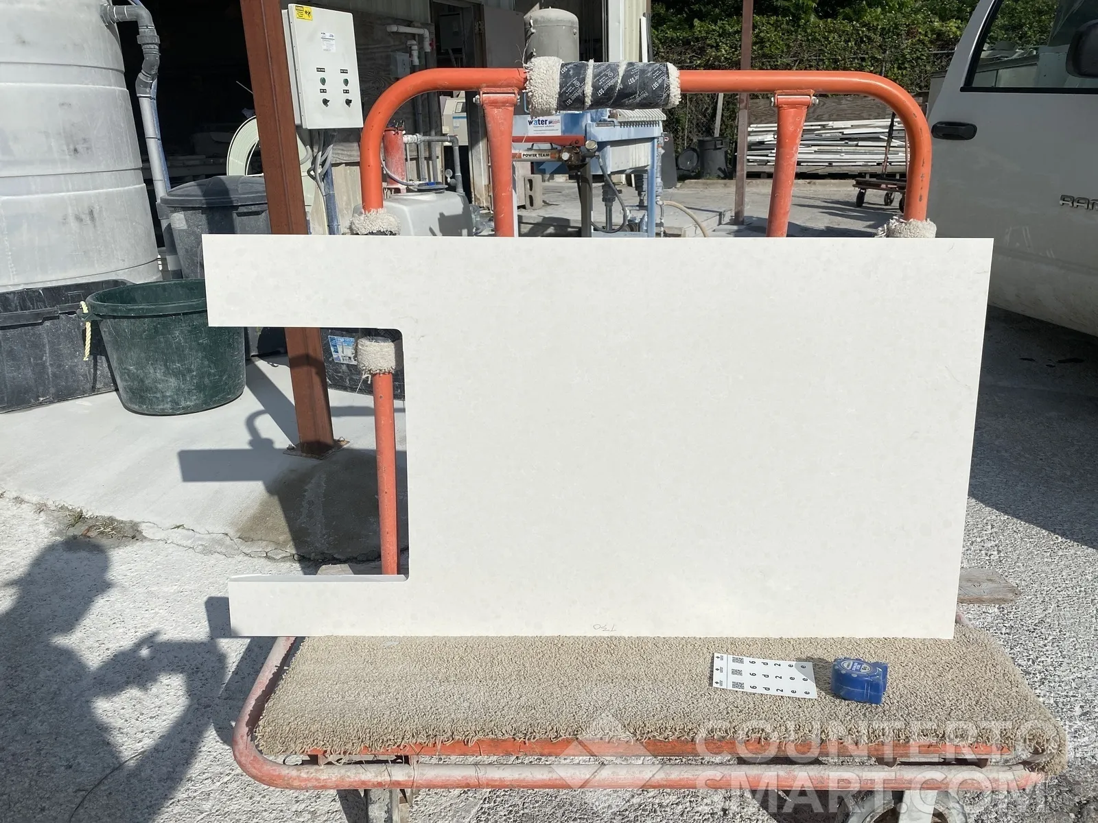 Full image of Q Quartz Calico White Quartz countertop slab