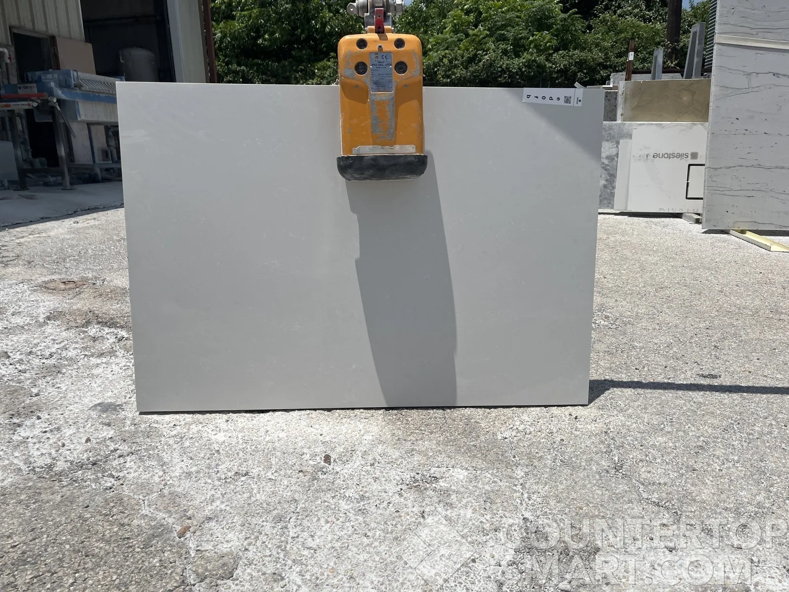 Full image of Daltile White Sand White Quartz countertop slab