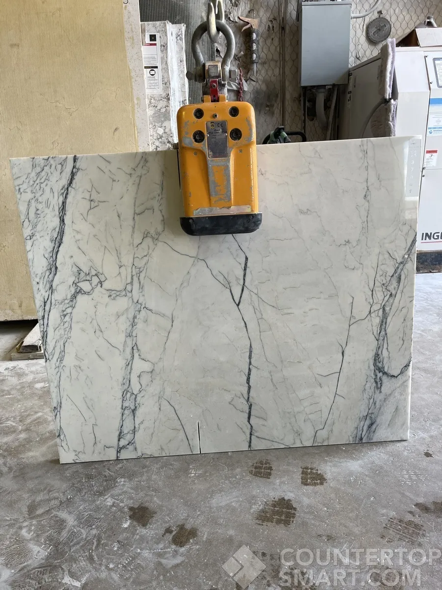 Closeup image of Fantasy Lux White Quartzite countertop slab