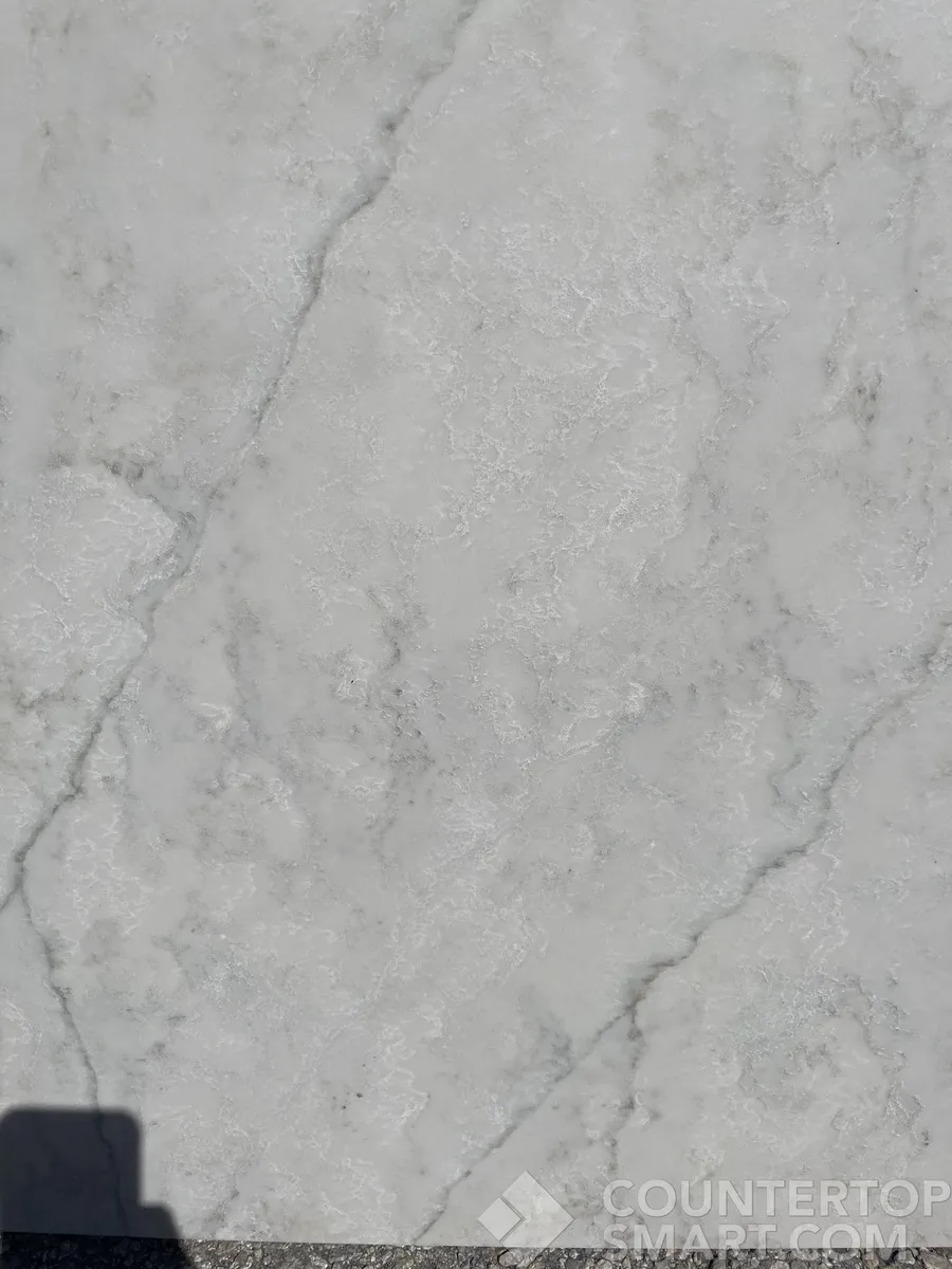 Closeup image of MetroQuartz Luce Lumin Cream Quartz countertop slab