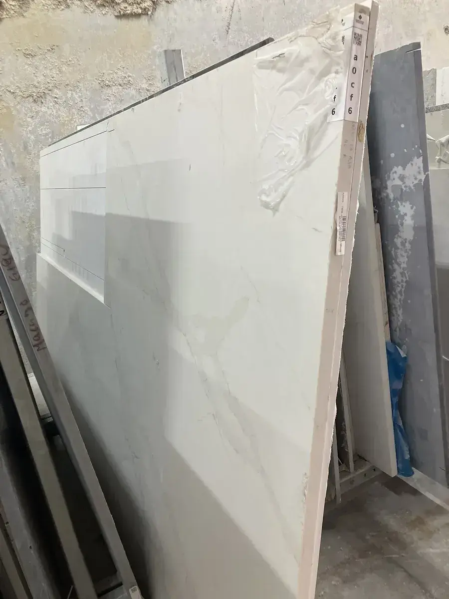 Full image of MetroQuartz Stella White Quartz countertop slab
