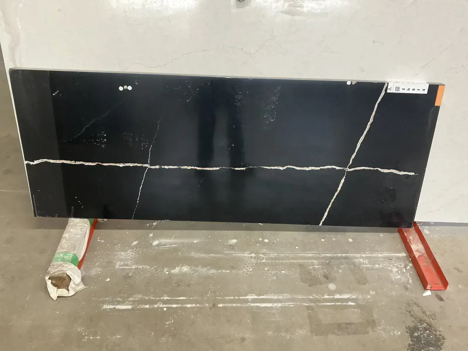 Full image of Silestone Eternal Noir Quartz countertop slab