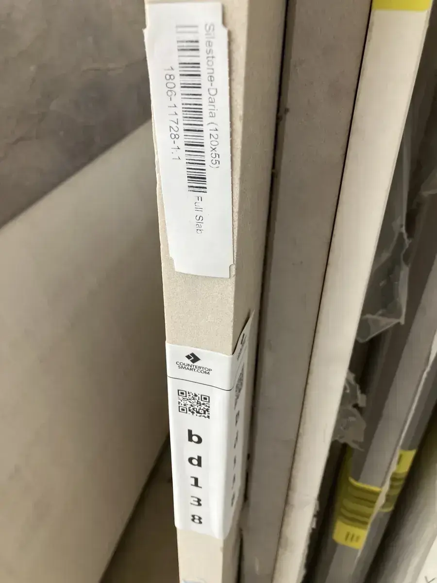 Full image of Silestone Daria Quartz countertop slab