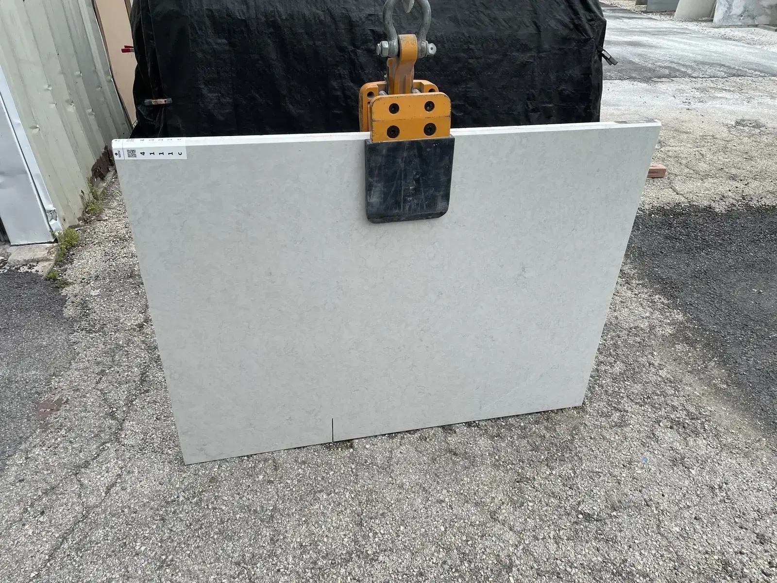 Full image of Q Quartz Mara Blanca Quartz countertop slab