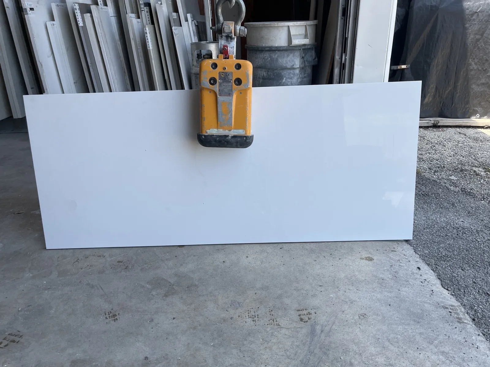 Full image of Q Quartz Calico White Quartz countertop slab