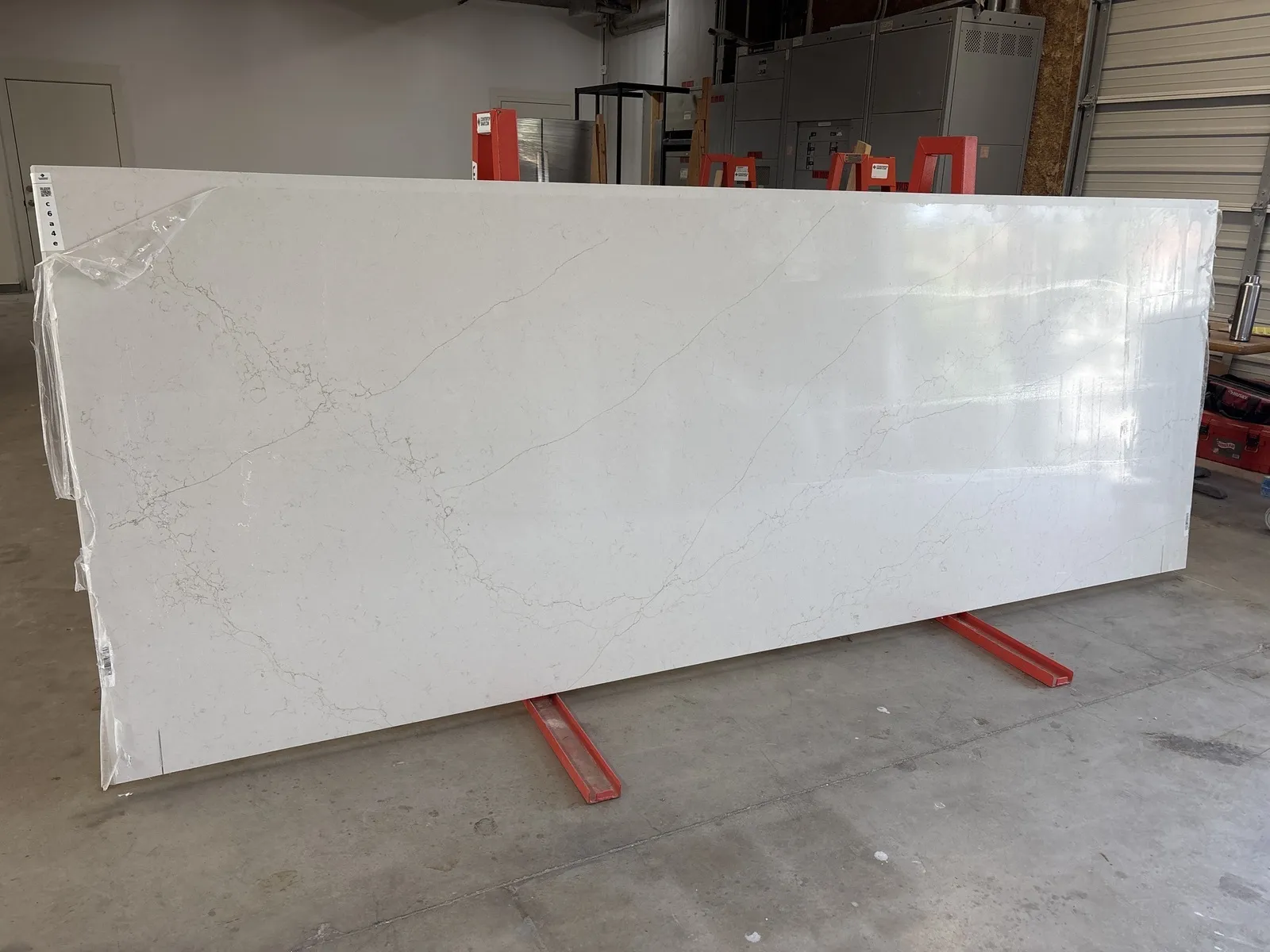 Full image of Daltile Valor Gold White Quartz countertop slab