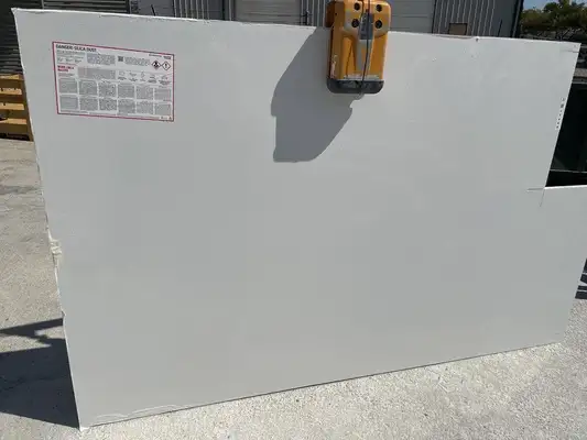 Closeup image of Caesarstone Alpine Mist Quartz countertop slab