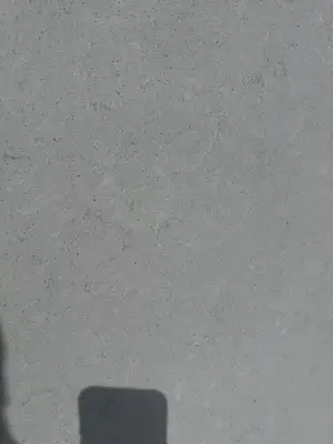 Closeup image of ONE Quartz Surfaces Coronado White White Quartz countertop slab