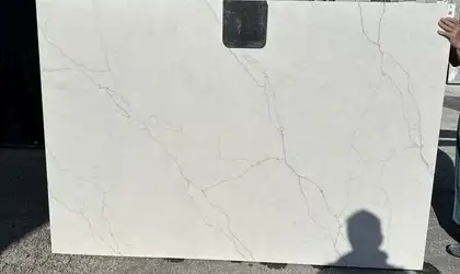 Full image of Stratus Quartz Ethereal White Quartz countertop slab