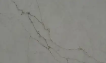 Closeup image of Stratus Quartz Ethereal White Quartz countertop slab