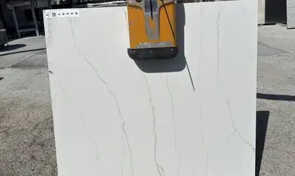 Full image of Q Quartz Calacatta Dante White Quartz countertop slab