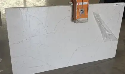 Full image of Arizona Tile New Venatino Grey White Quartz countertop slab