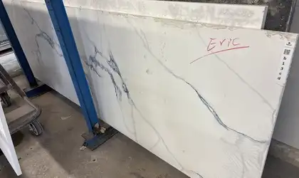 Full image of Crescent Bianco Venatino Quartz countertop slab