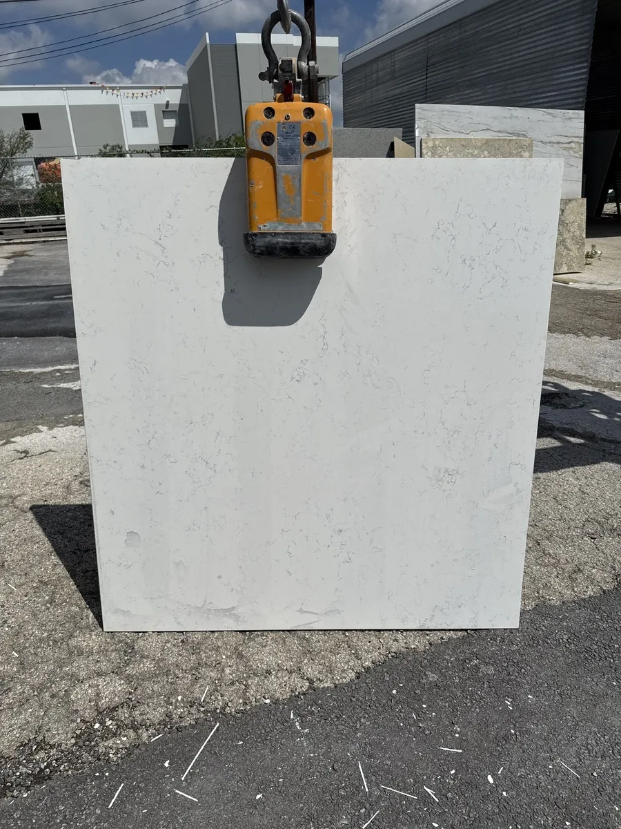 Full image of PentalQuartz Carrara Vario White Quartz countertop slab