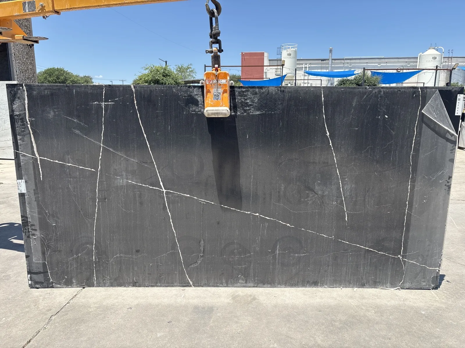 Full image of Silestone Eternal Noir Quartz countertop slab