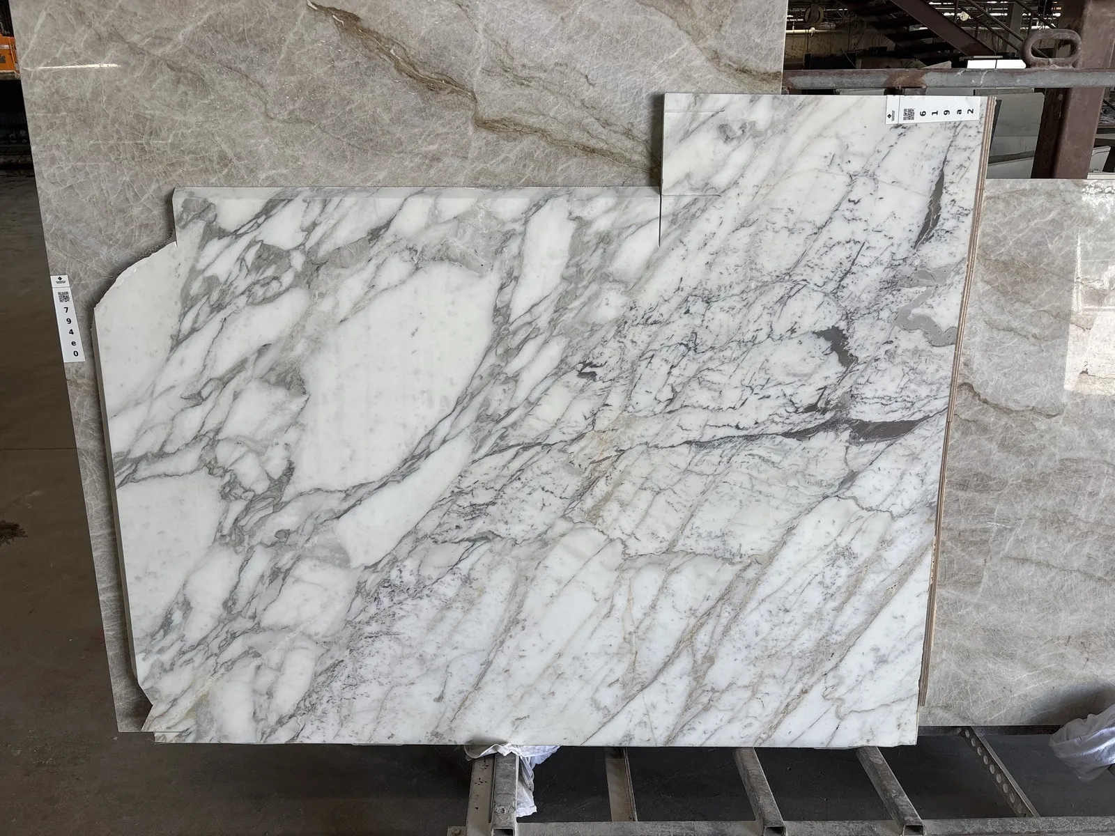 Full image of Arabescato Vagli White Marble countertop slab