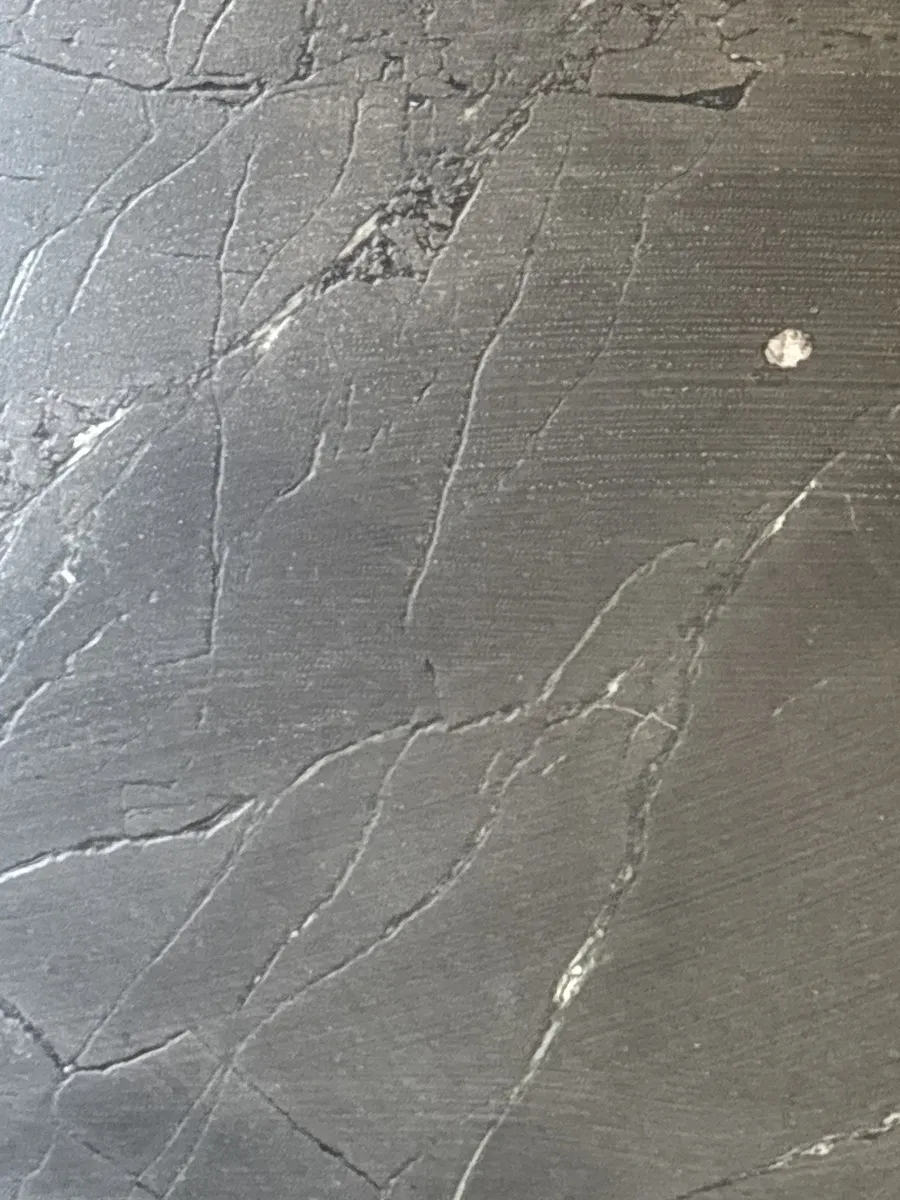 Closeup image of Saratoga Quartzite countertop slab