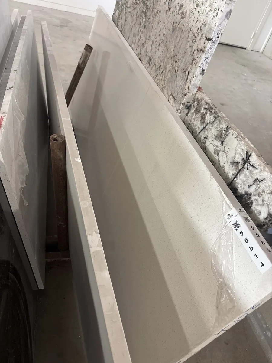 Full image of Q Quartz Frost White Quartz countertop slab