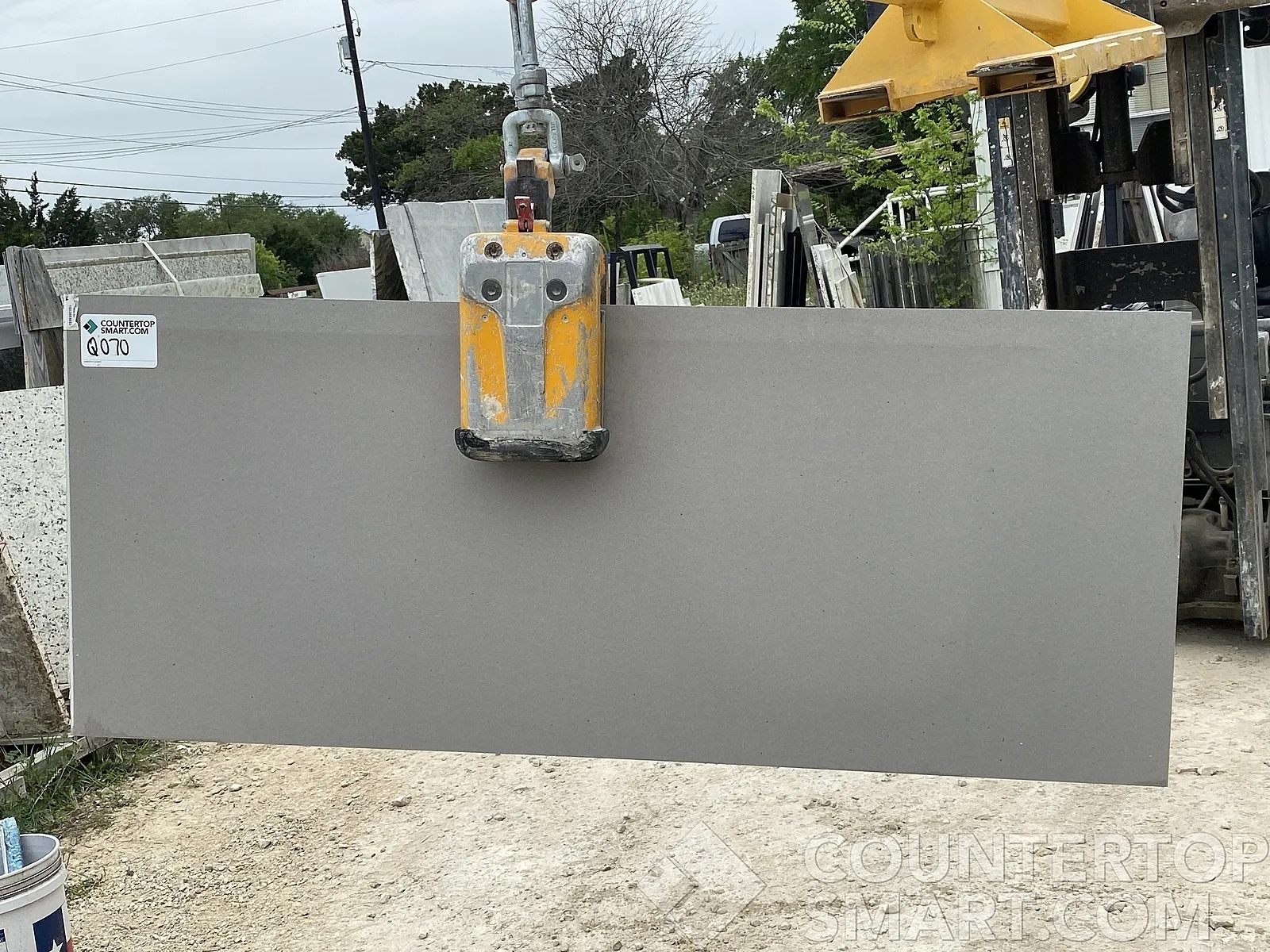 Full image of Caesarstone Sleek Concrete Quartz countertop slab
