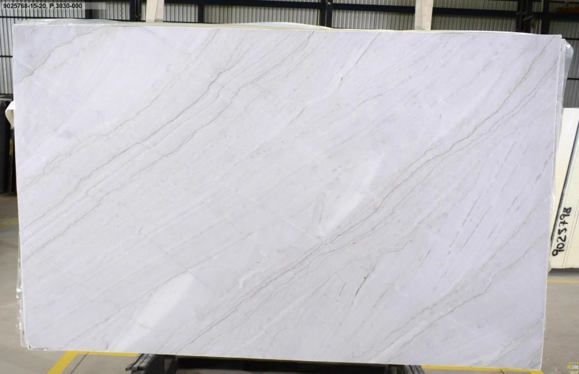 Image of Da Vinci Quartzite 1st Choice White Quartzite countertop slab