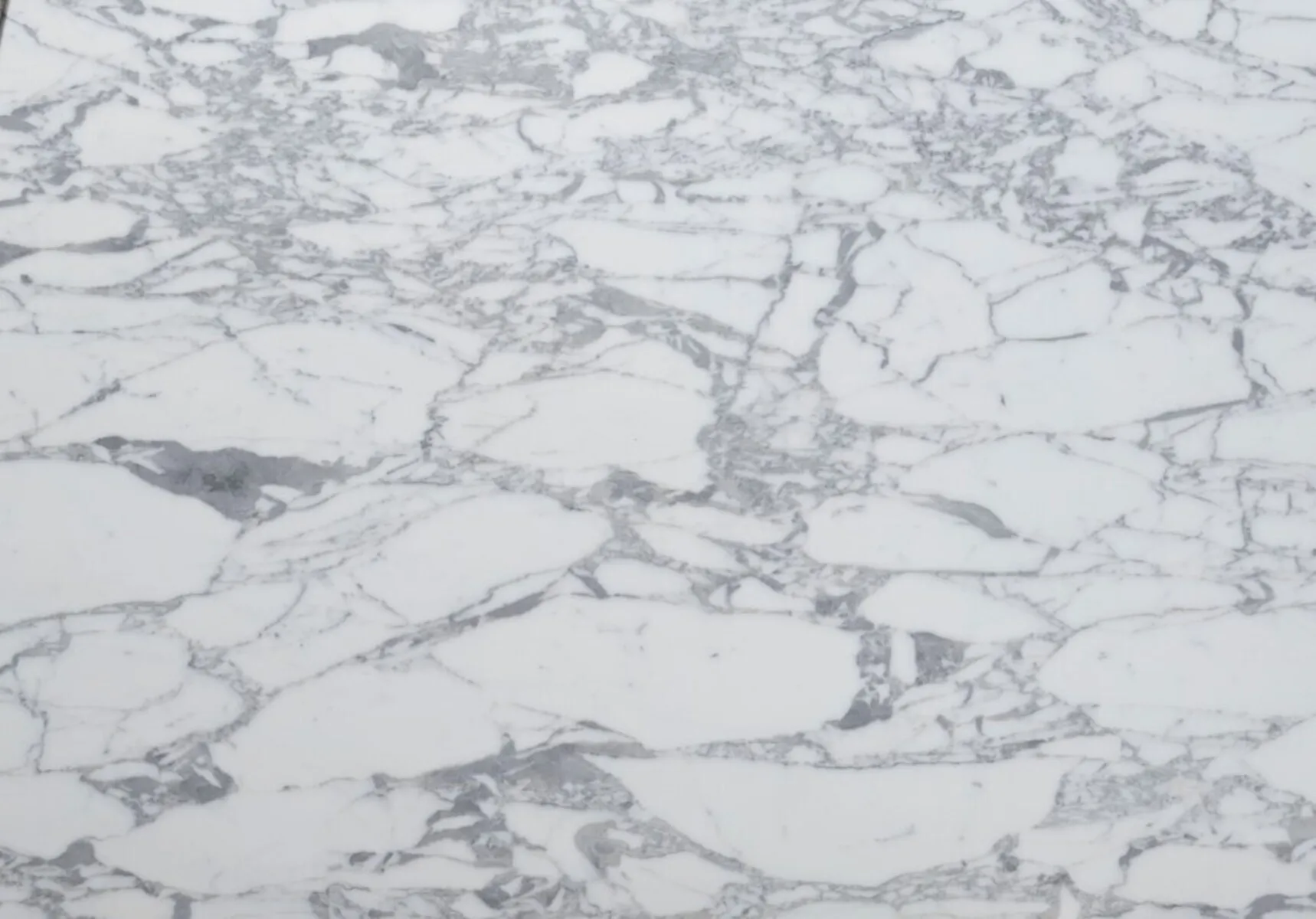 Closeup image of Calacatta Vagli White Marble countertop slab