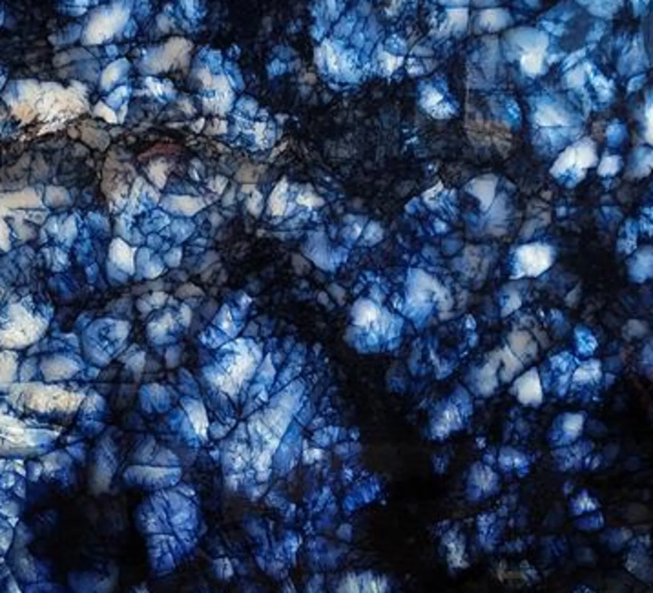 Closeup image of Blue Cristallo Blue Quartzite countertop slab