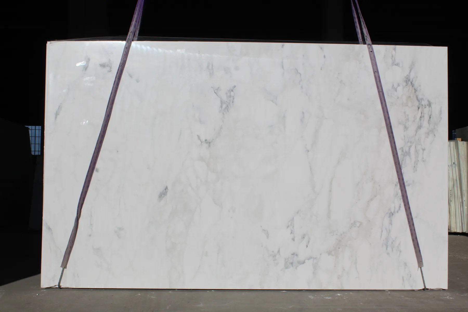 Closeup image of Calacatta Gold White Marble countertop slab
