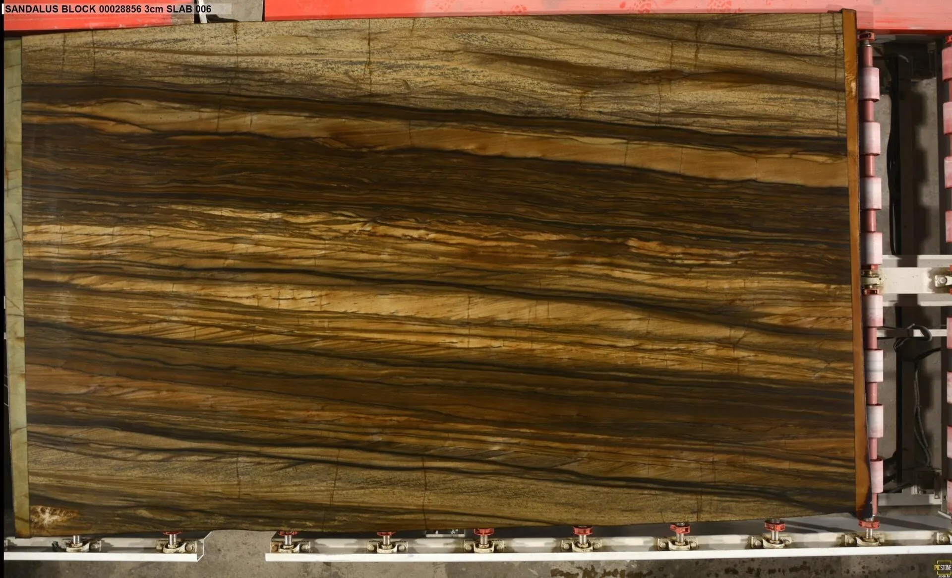 Closeup image of Sandalus Brown Quartzite countertop slab