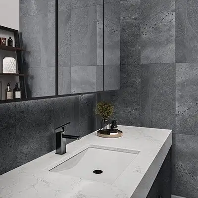Image of installed ONE Quartz Surfaces Arabescato Mountain White Quartz countertops