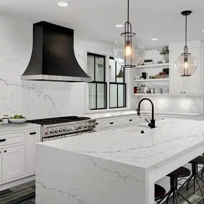Image of installed ONE Quartz Surfaces Washington Cream Quartz countertops