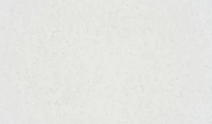 Closeup image of ONE Quartz Surfaces Kodiak White Quartz countertop slab