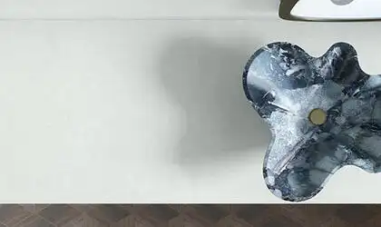 Image of installed ONE Quartz Surfaces Juneau White Quartz countertops