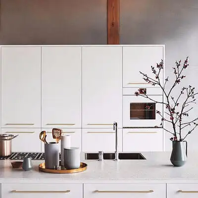 Image of installed ONE Quartz Surfaces Chipped Ice Cream Quartz countertops