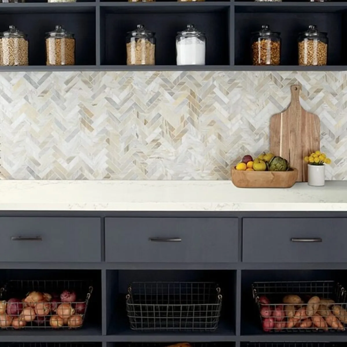 Image of installed ONE Quartz Surfaces Liberty Gold Cream Quartz countertops