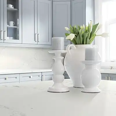 Image of installed ONE Quartz Surfaces Liberty Calacatta Cream Quartz countertops