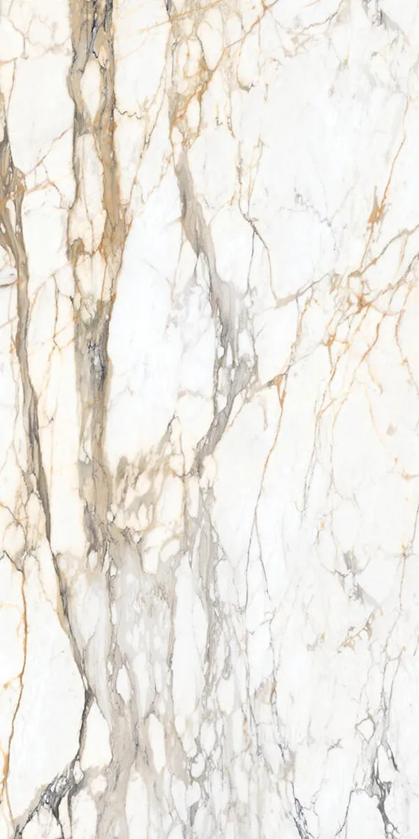 Image of installed Panoramic Porcelain Surfaces Calacatta Topaz White Porcelain countertops