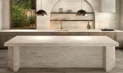 Image of installed ONE Quartz Surfaces Sedona Beige Quartz countertops