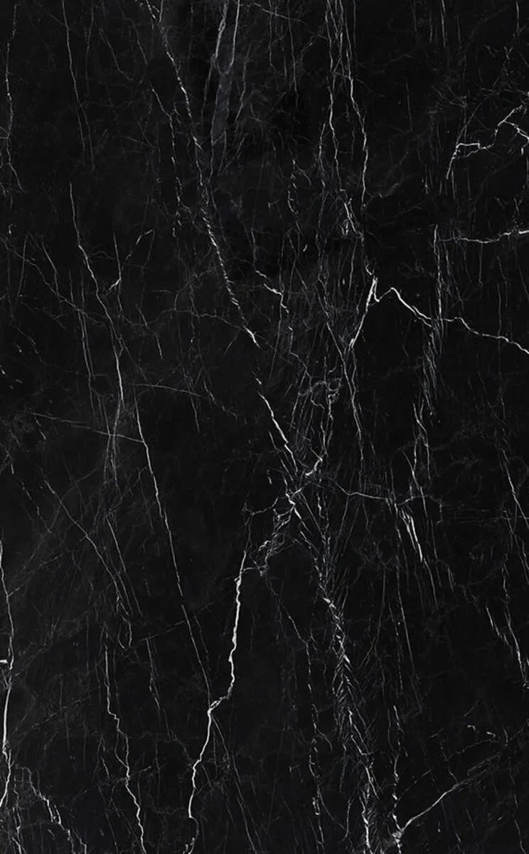Image of installed Panoramic Porcelain Surfaces Anthracite Black Porcelain countertops