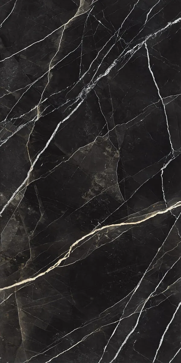 Image of installed Panoramic Porcelain Surfaces Zebra Calacatta Black Porcelain countertops