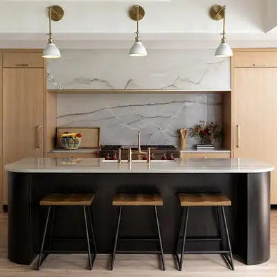 Image of installed Mont Blanc White Quartzite countertops