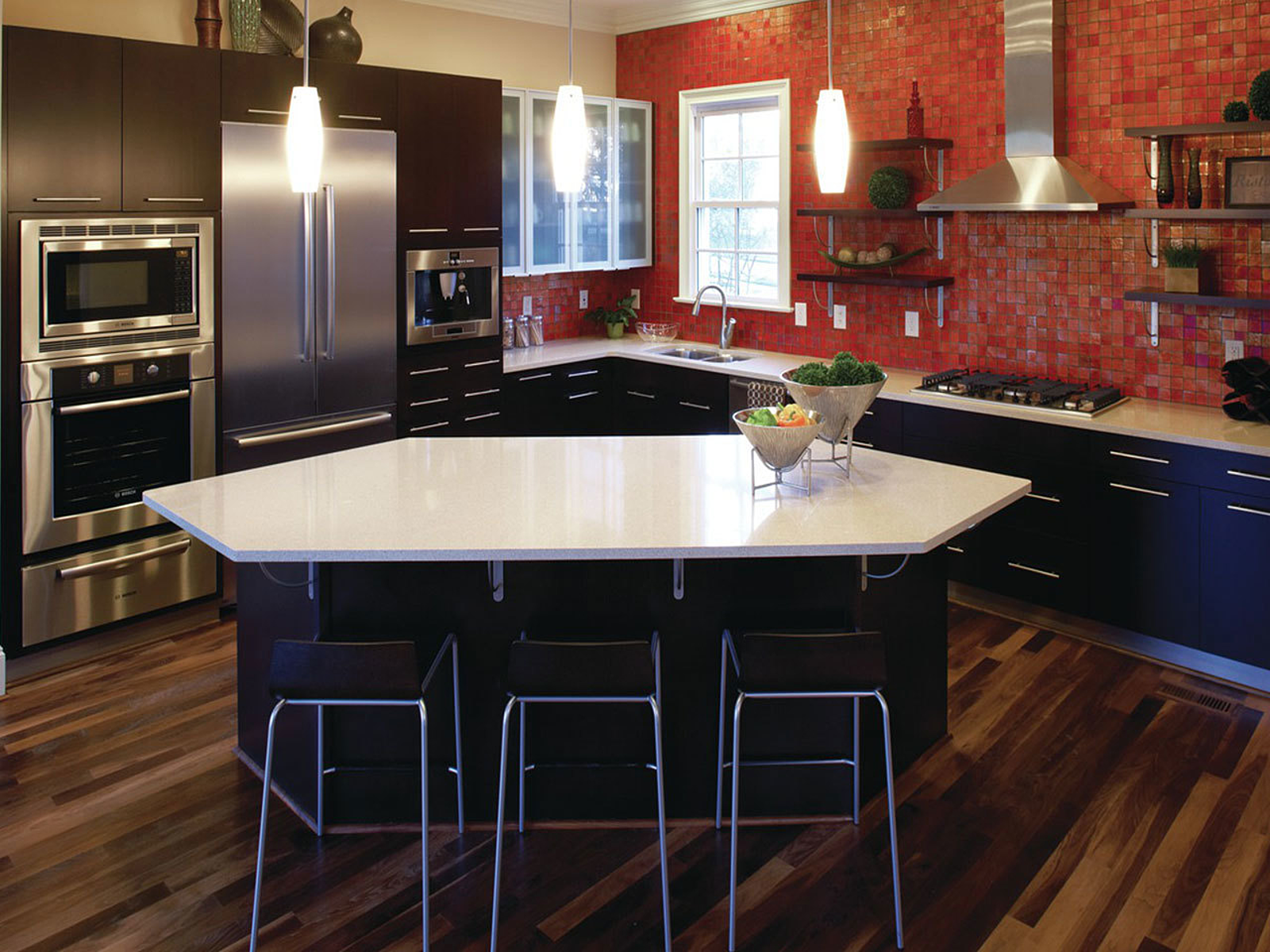 Additional image of Cambria Coswell Cream Quartz countertops
