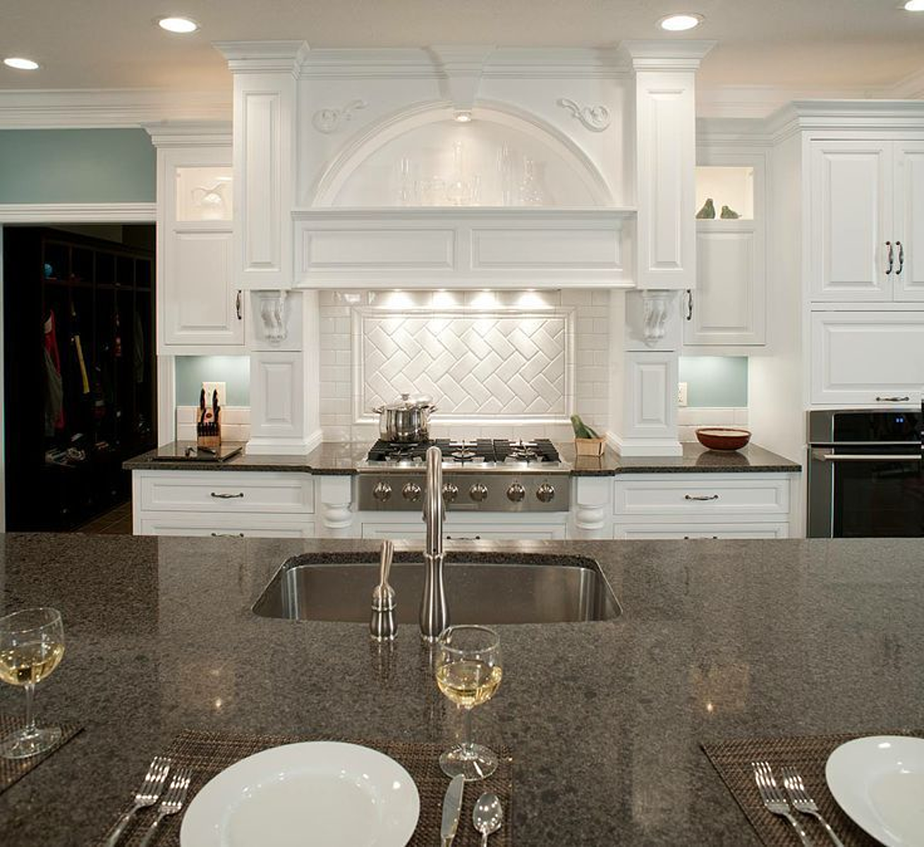 Additional image of Cambria Williston Quartz countertops