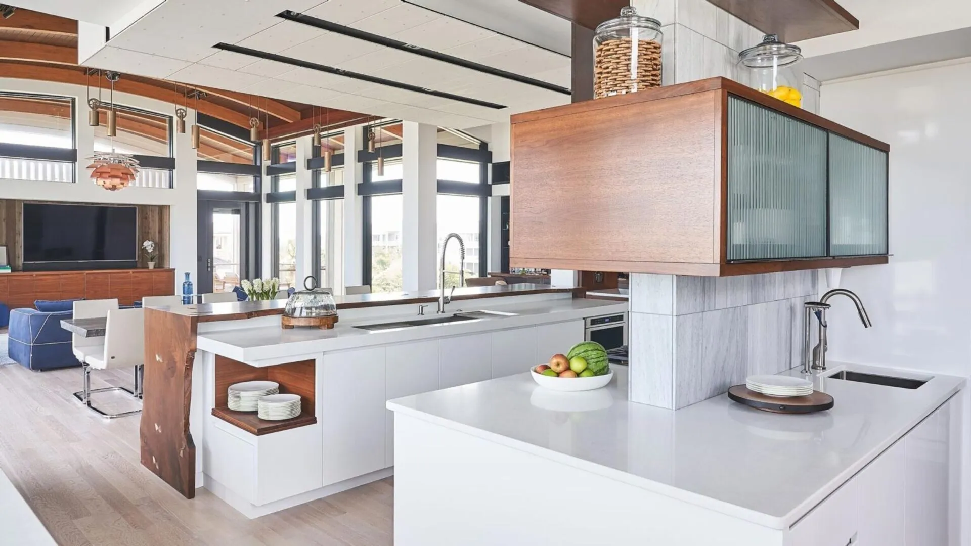 Image of installed Caesarstone Organic White Quartz countertops