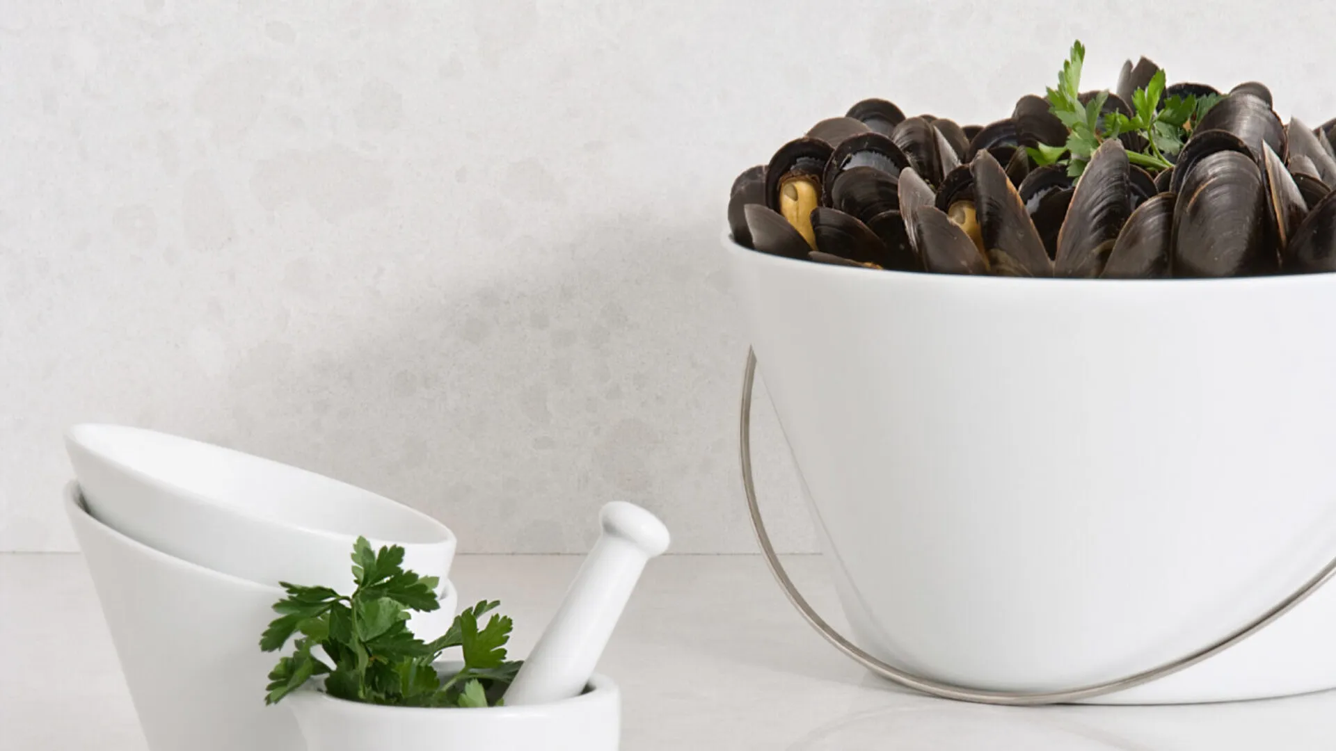 Image of installed Caesarstone Organic White Quartz countertops