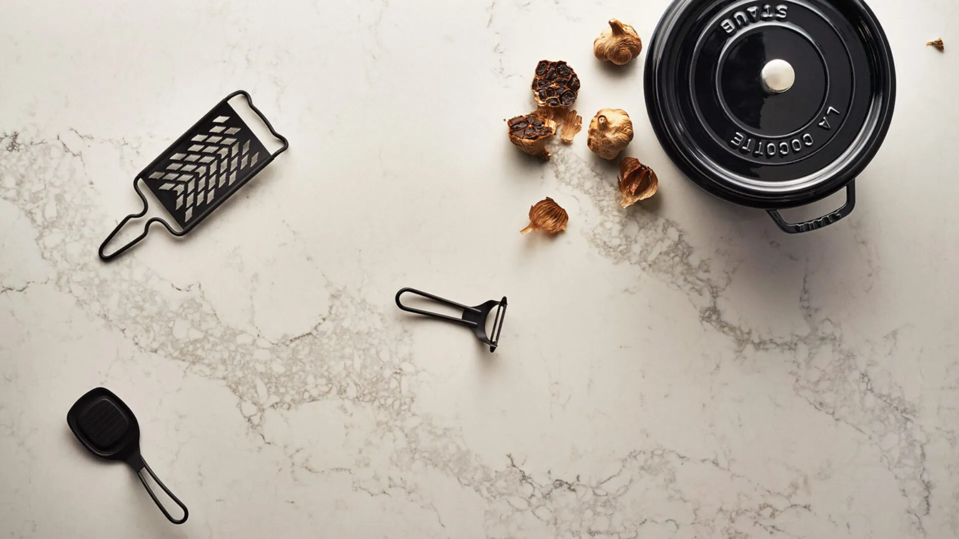 Additional image of Caesarstone Statuario Maximus Quartz countertops