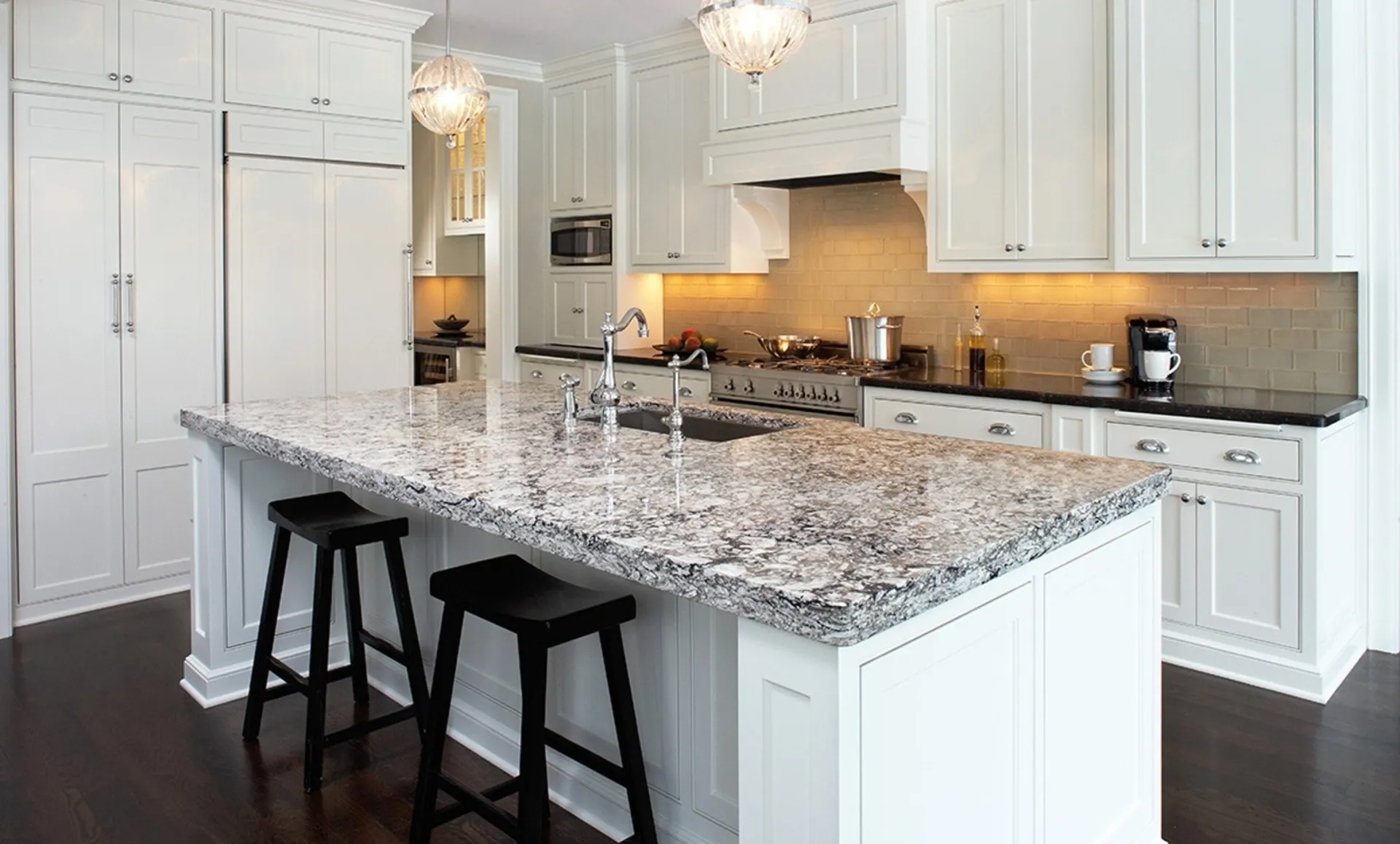 Additional image of Cambria Bellingham Grey Quartz countertops