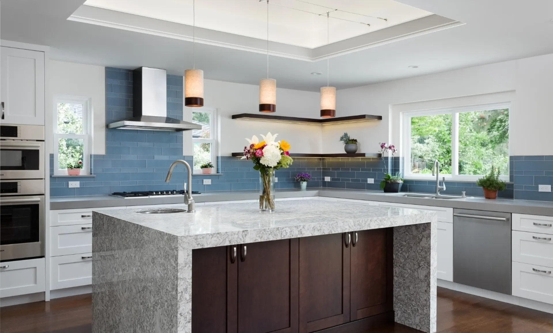 Additional image of Cambria Berwyn Grey Quartz countertops