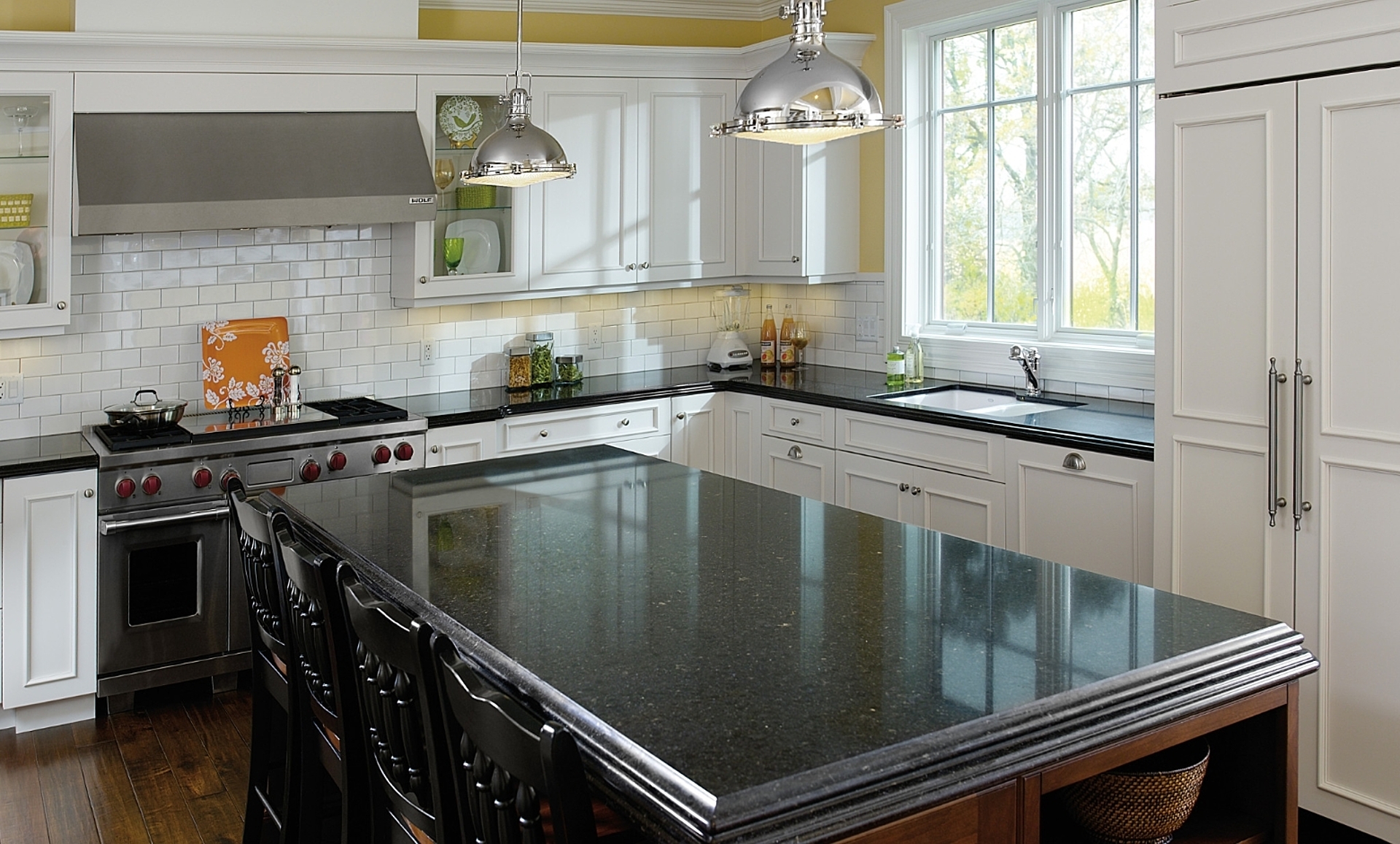 Additional image of Cambria Blackwood Quartz countertops
