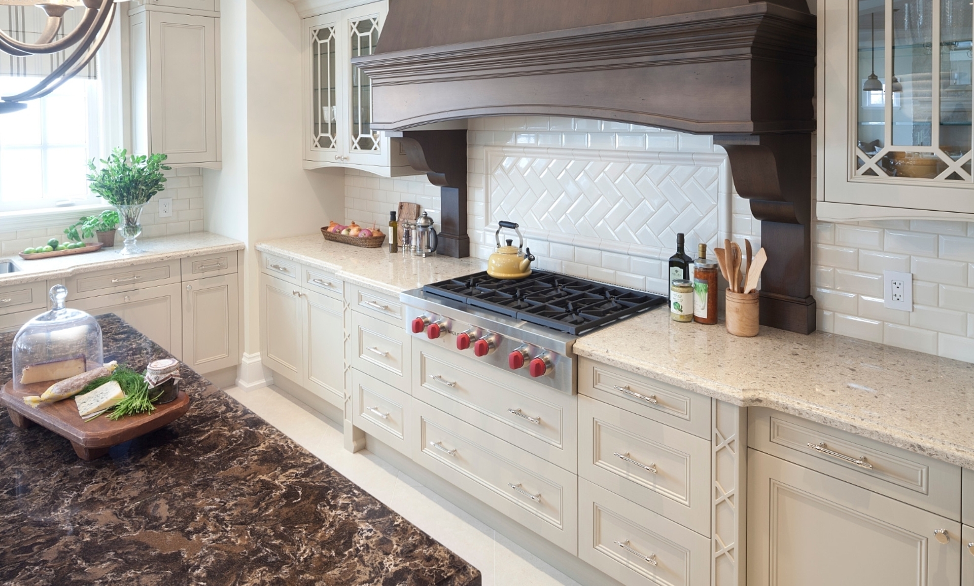 Additional image of Cambria Darlington Quartz countertops