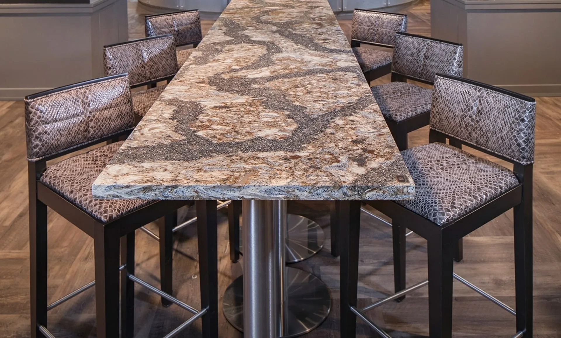 Additional image of Cambria Harlech Quartz countertops